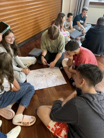 Messenger_creation_238B704F-A1D7-4375-A340-3326630A0BC7