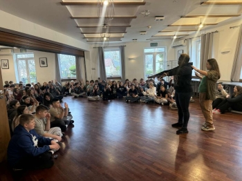 Messenger_creation_F5956E04-C83C-4C80-851C-0049F43957CE