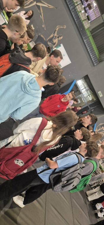 14532de0-bd4f-41ba-abe3-c2b8f8a71f8f