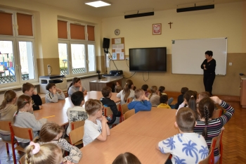 96976bb0-a042-4c6a-ae76-7f417dea4879